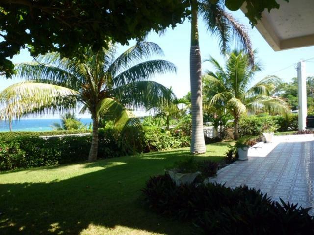 Goldenview Guesthouse Ocho Rios Esterno foto